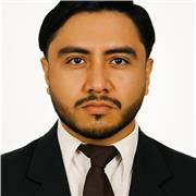 Maestro de computación con formación en redes digitales y actualmente en actualización profesional en ciberseguridad